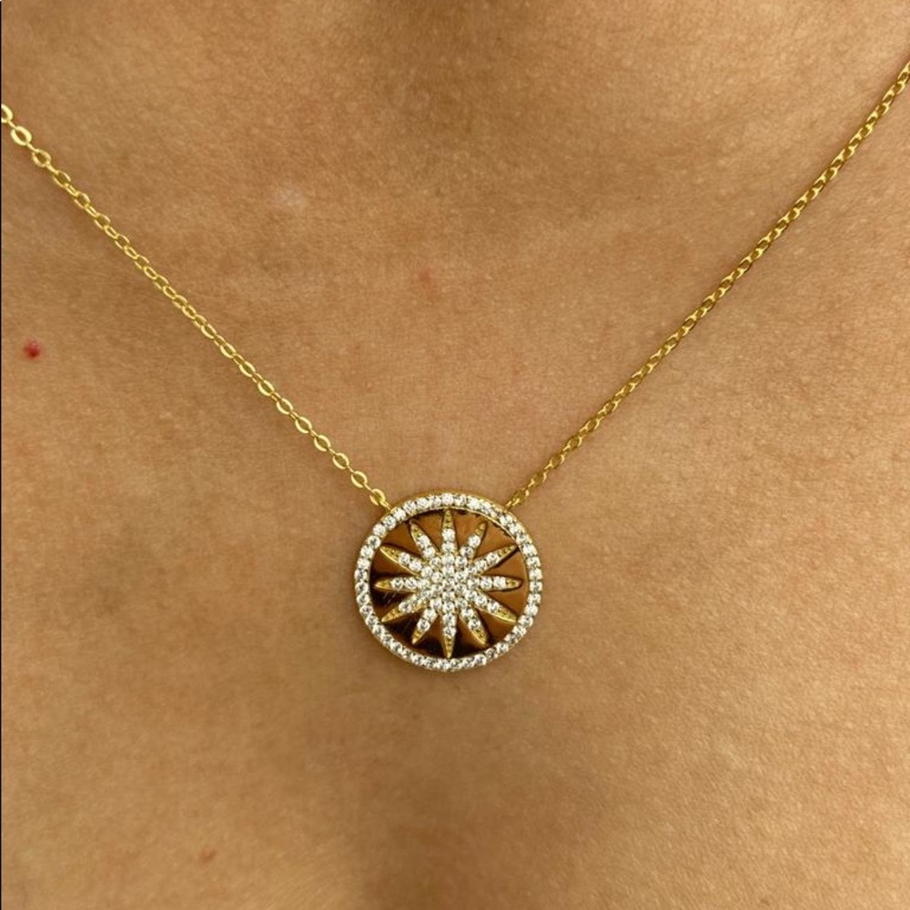 silver sunshine neckless